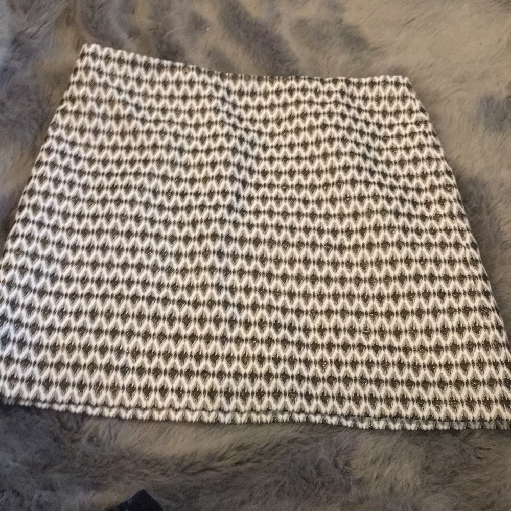 Loft skirt size 16 gold flecks